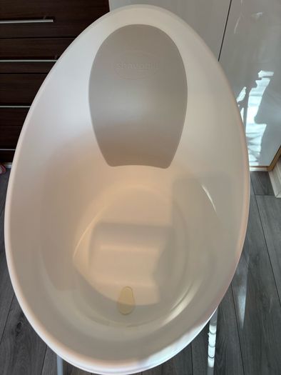 Snuggle Baby Bath & Stand