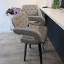 Bar stools Image 3