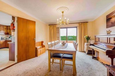 Dining table - without chairs