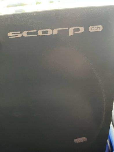 10e each Techno 12" vinyl