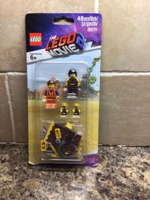 The Lego movie 2 mini figure pack - new & unopened