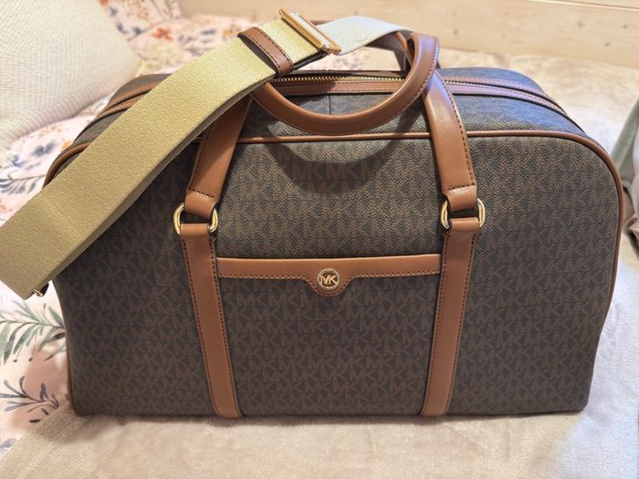 michael kors weekender bag