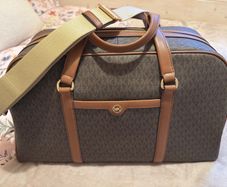 michael kors weekender bag