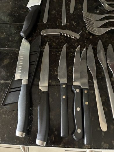 Cutlery collection (32 items)