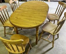 Extendable Table &; 6 chairs