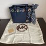 Beautiful Michael Kors bag Image 4