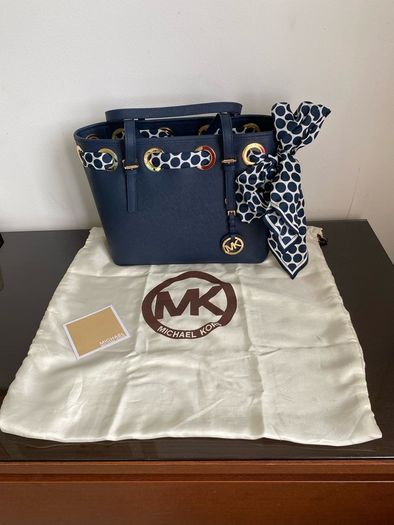Beautiful Michael Kors bag