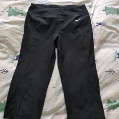 Nike sports leggings (Size S, UK 8/10)