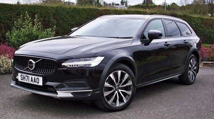 Volvo V90 2.0 B5D Cross Country 5dr AWD Auto