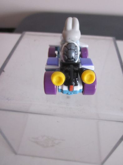 Hot Wheels GBG 26 Mario Kart 1:64 Die-Cast Dry Bones