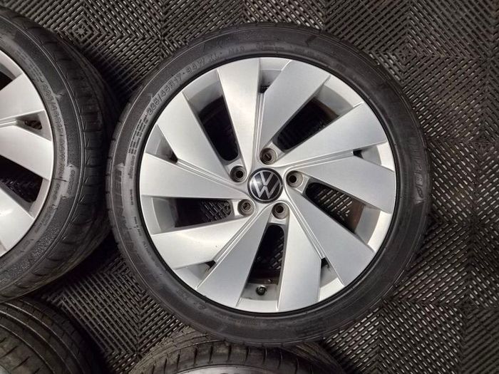 VW Caddy / Golf 17" Belmont