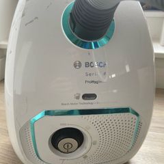 Bosch Vacuum Cleaner Set