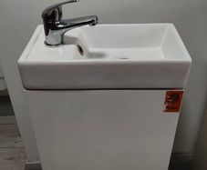 Bathroom sink