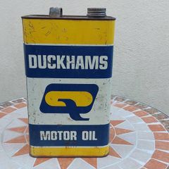 Old Duckhams oil can.