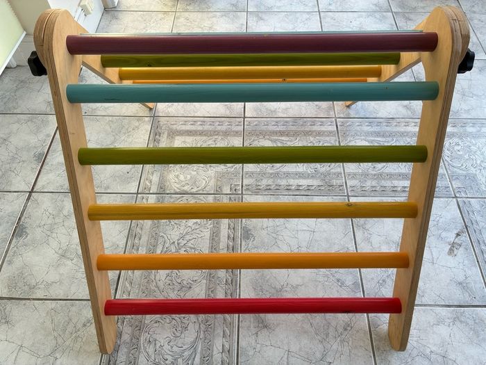 Sawdust and Rainbows Pickler Triangle (climbing frame)