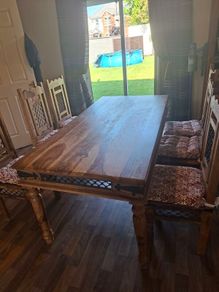 Mexican Pine solid wood Table and 6 Chairs