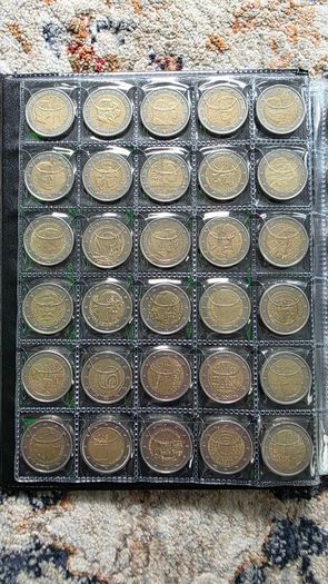 2 euro coins