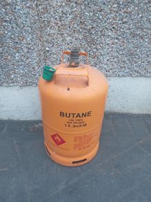 gas bottles (full)