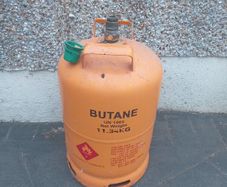 gas bottles (full)