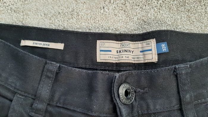 Black Skinny Jeans 32R