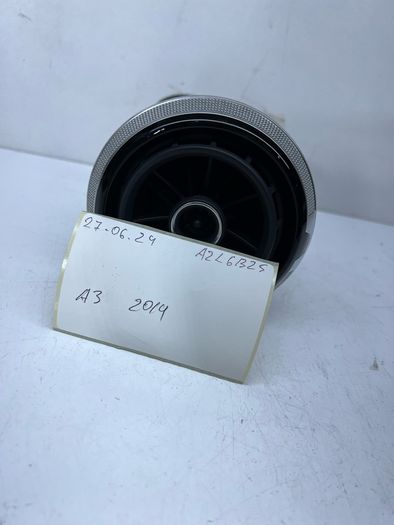 Audi A3 Sportback 8V Dashboard Vent Opening 8V0820901A 2014 A2l6b2s