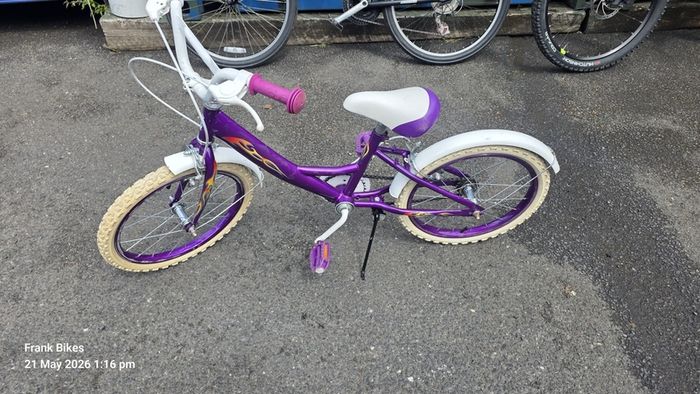 18inch Girls Bike   Purple and White  Like New