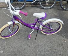 18inch Girls Bike   Purple and White  Like New