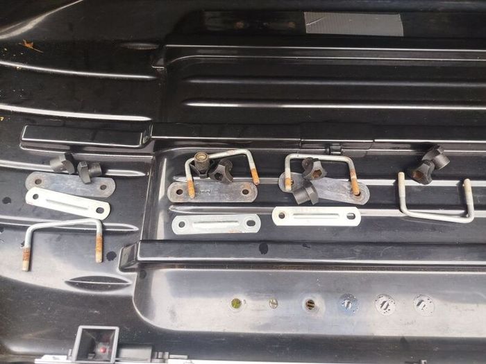 Thule exodus roof box