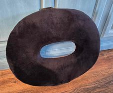 Donut pressure-relief seat cushion