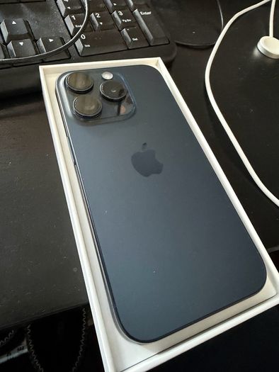 Apple iPhone 15 Pro 256GB