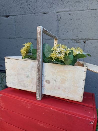 Vintage Wood Carrying Box