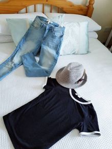 Black Teeshirt - Size xs