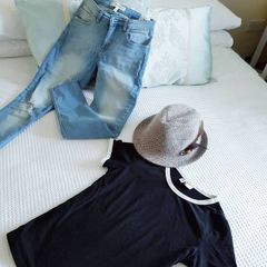Black Teeshirt - Size xs