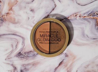 Max Factor Miracle Glow Duo Pro Illuminator - 30 Deep - New