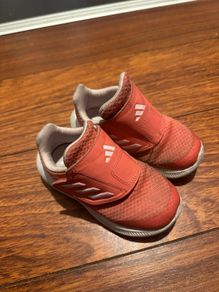 kid shoes 7 1/2 uk