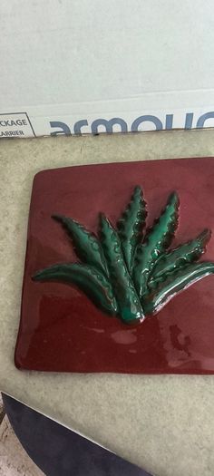 Botanical Tiles - Jim Sudal Ceramic Design 14 x14 cm.