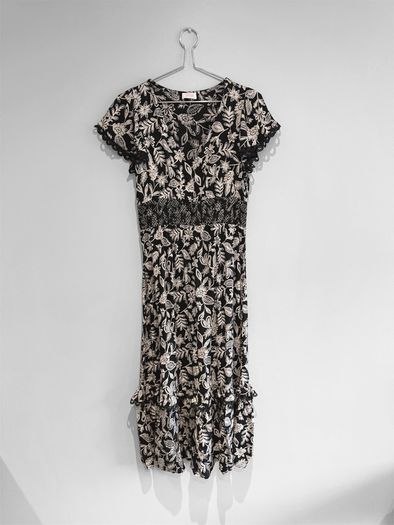 Pre Owned Savida Black & Cream Floral Midi Dress with Lace Detail