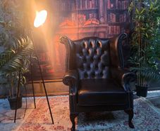 black Anne Queen chesterfield