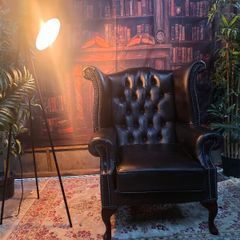 black Anne Queen chesterfield