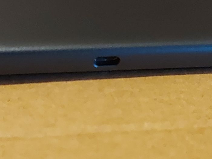 Samsung Galaxy Tab S5e. SM-T720, Crack on screen, Not powering on, for parts or repair