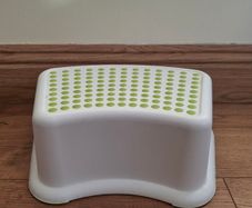 IKEA Forsiktig step stool (green/white)