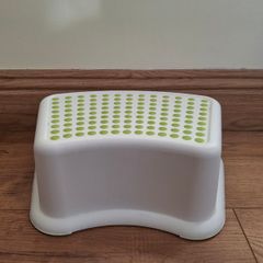 IKEA Forsiktig step stool (green/white)