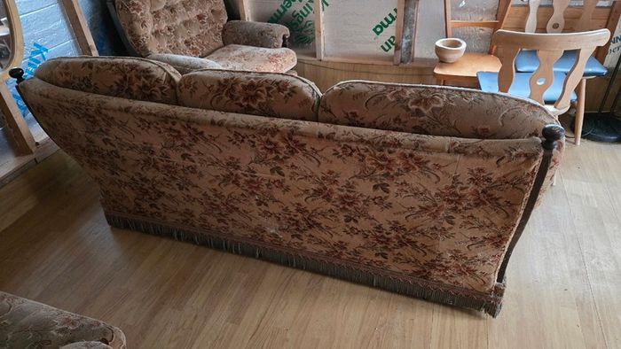 Sofa Set - Free