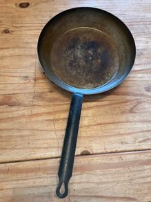 Genware 12" iron frying pan