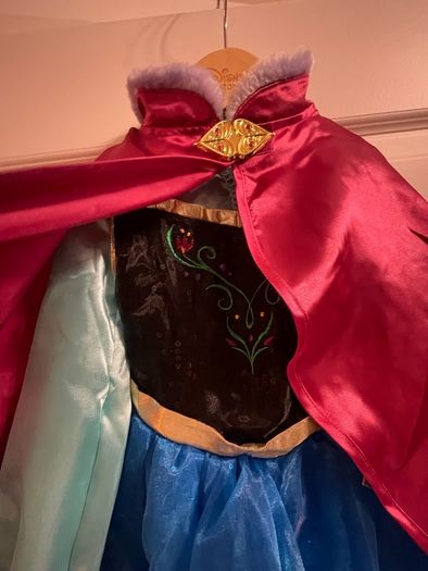 Anna Costume dress Disney Frozen 4 y BNWT
