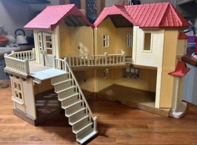Sylvanians Red Roof Townhouse: Excellent Condition