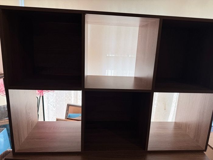 Cube storage units