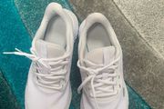 Nike revolution