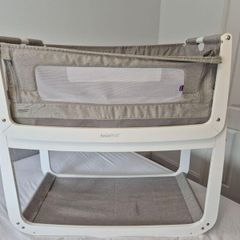 Snuzpod 4 original new mattress little green sheep mattress, little green sheep waterproof cover and silent night sheets x2. Excellent condition