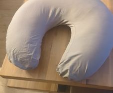 breastfeeding pillow